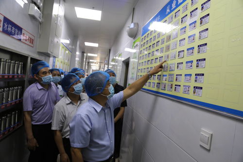 郑州市市场监督管理局吴凤军书记督导检查学校食品安全监管工作