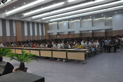 粮油食品学院与成人教育学院联合举办2014级新生开学典礼