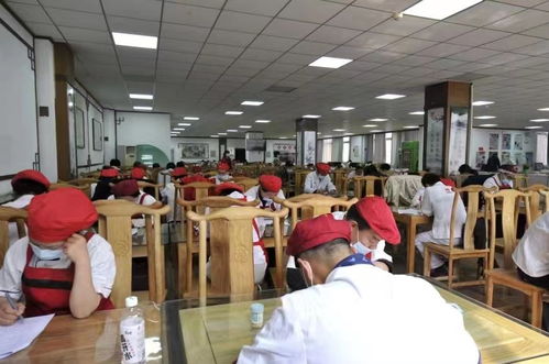 夯实食安基础，守护校园“舌尖防线”——天津科技大学后勤管理处举行食堂从业人员食品安全知识考试
